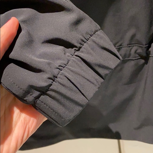 LULULEMON Pack It Up Jacket - Windbreaker - Picture 10 of 11